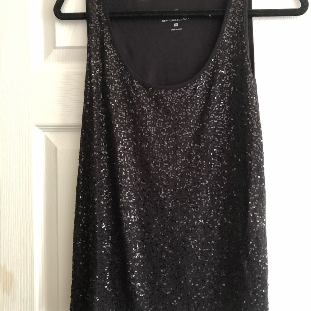 Ladies sequence top